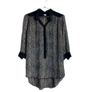 Aritzia Wilfred Women's 100% Silk Sheer Snake Print Blouse